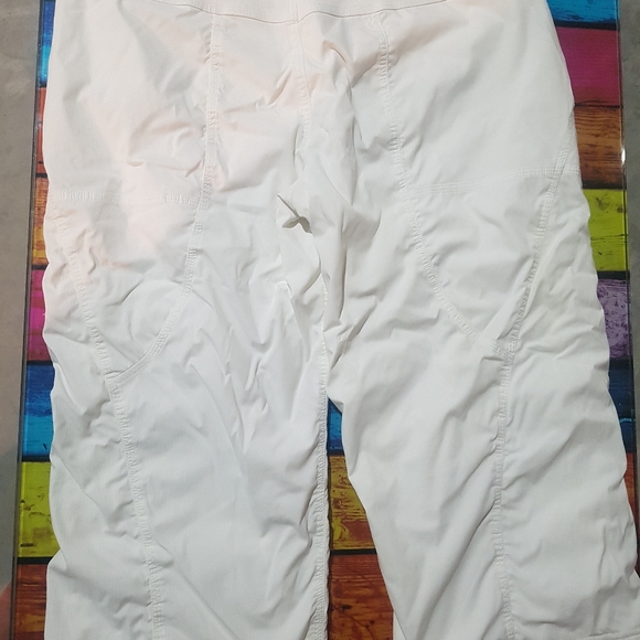 lululemon - Picture 6 of 6